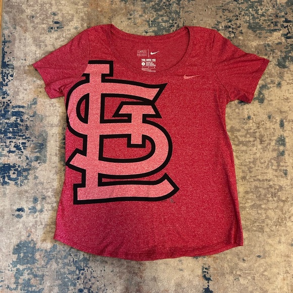 Nike Women's Red St. Louis Cardinals short sleeve Top - Picture 1 of 6